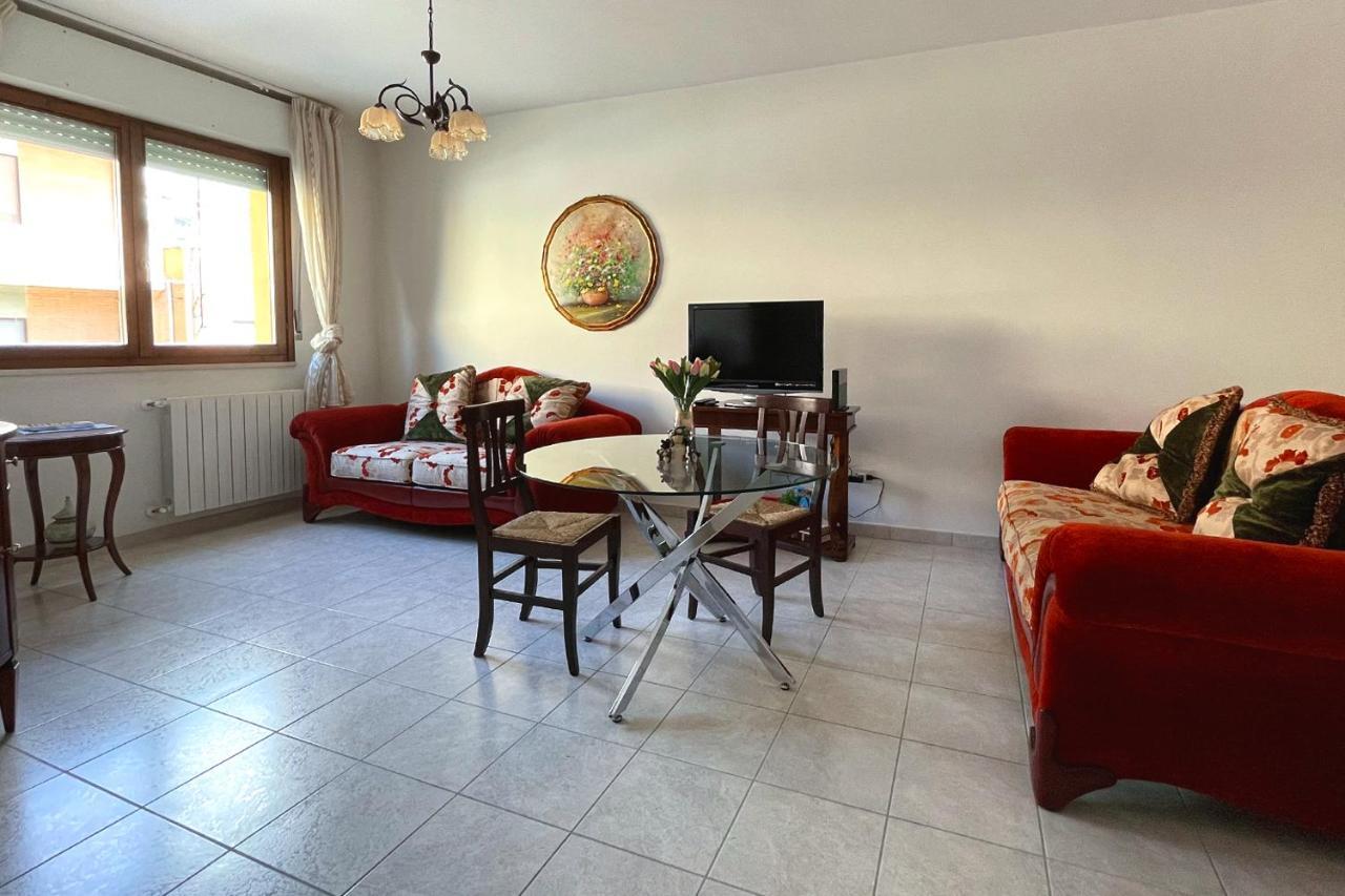 Aristanis Home Vacation Apartment Oristano Exterior foto